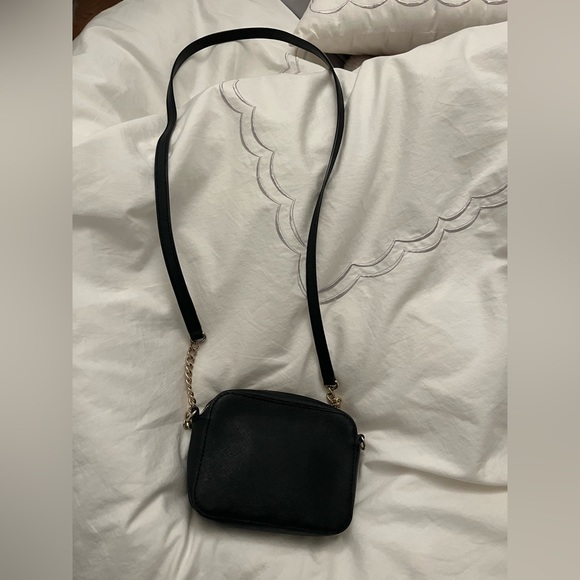 Authentic Michael Kors black side purse - Picture 2 of 5